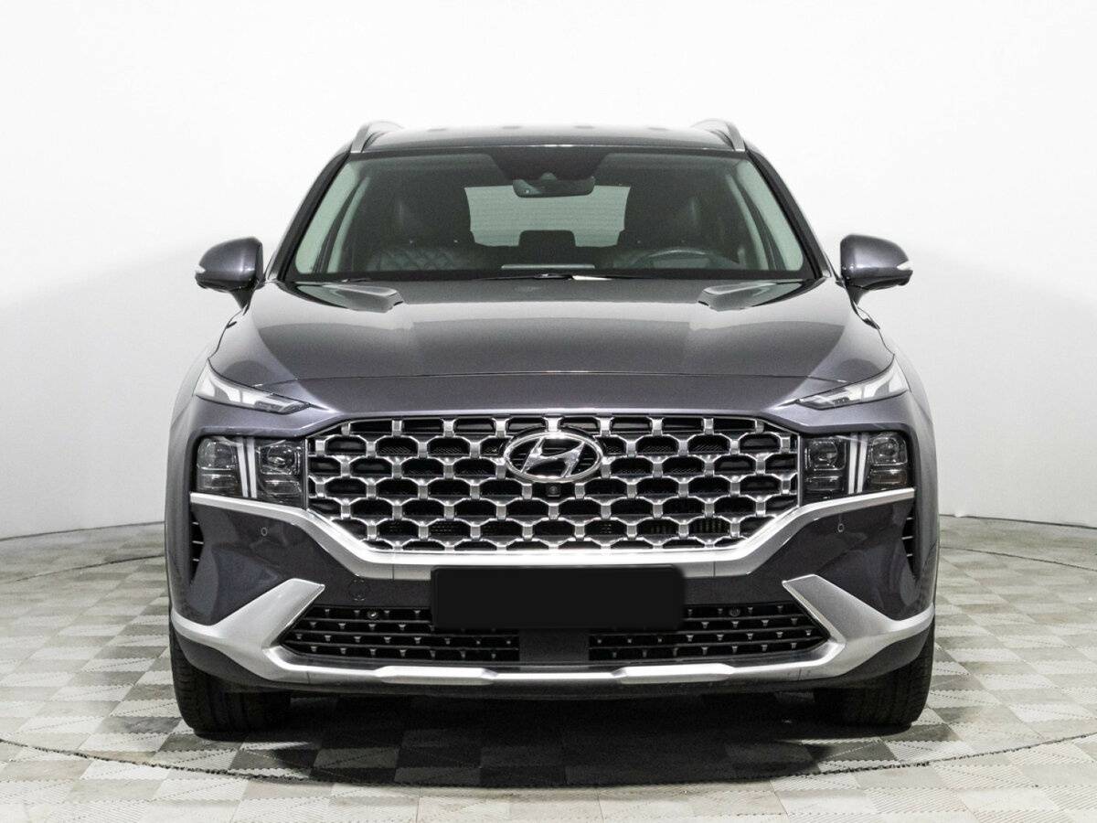 Hyundai Santa Fe 2021 года с пробегом. Фото: #1