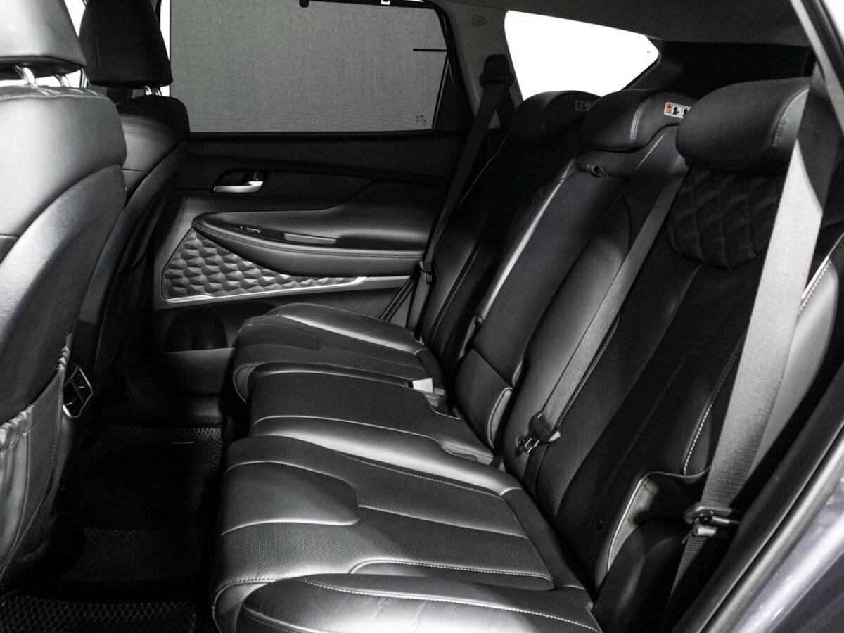 Hyundai Santa Fe 2021 года с пробегом. Фото: #9