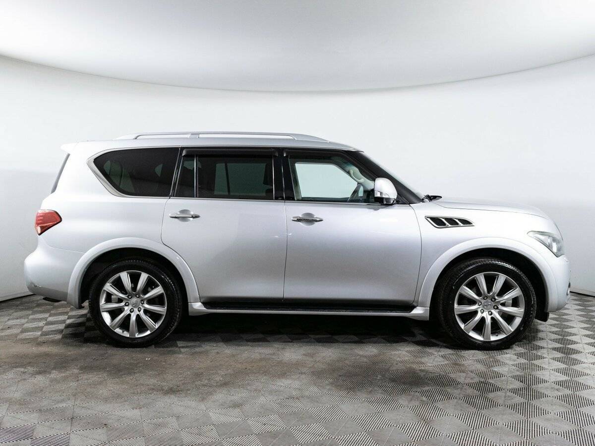 Infiniti QX56 2012 года с пробегом. Фото: #3