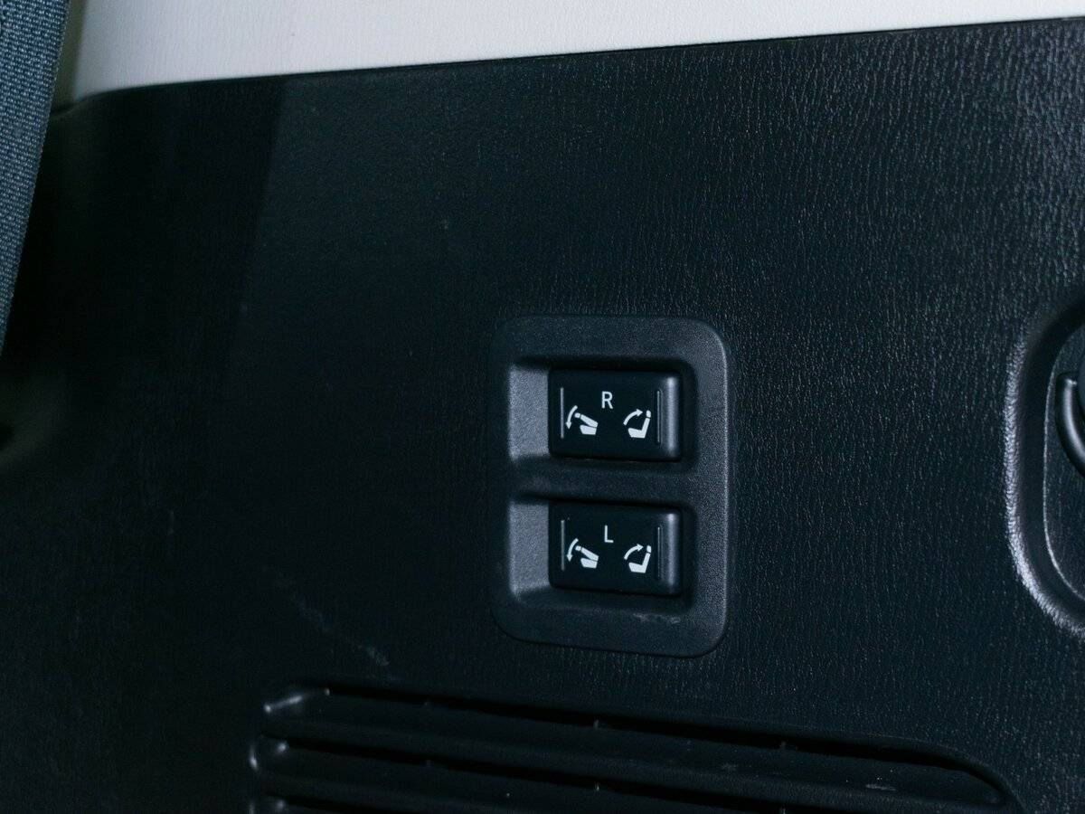 Infiniti QX56 2012 года с пробегом. Фото: #10