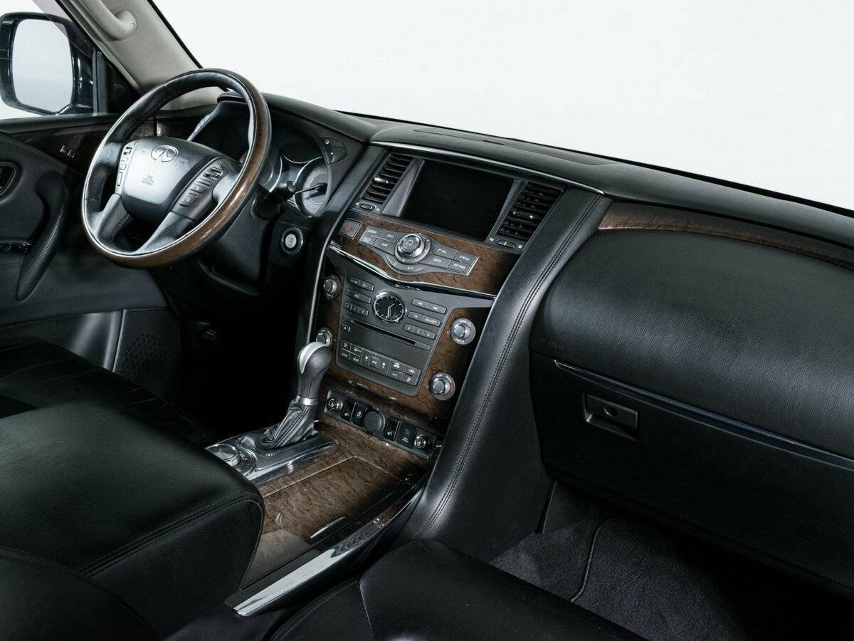 Infiniti QX56 2012 года с пробегом. Фото: #11