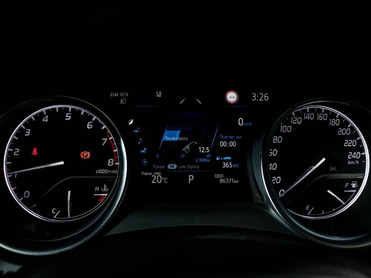 Toyota Camry 2021 года с пробегом. Фото: #9