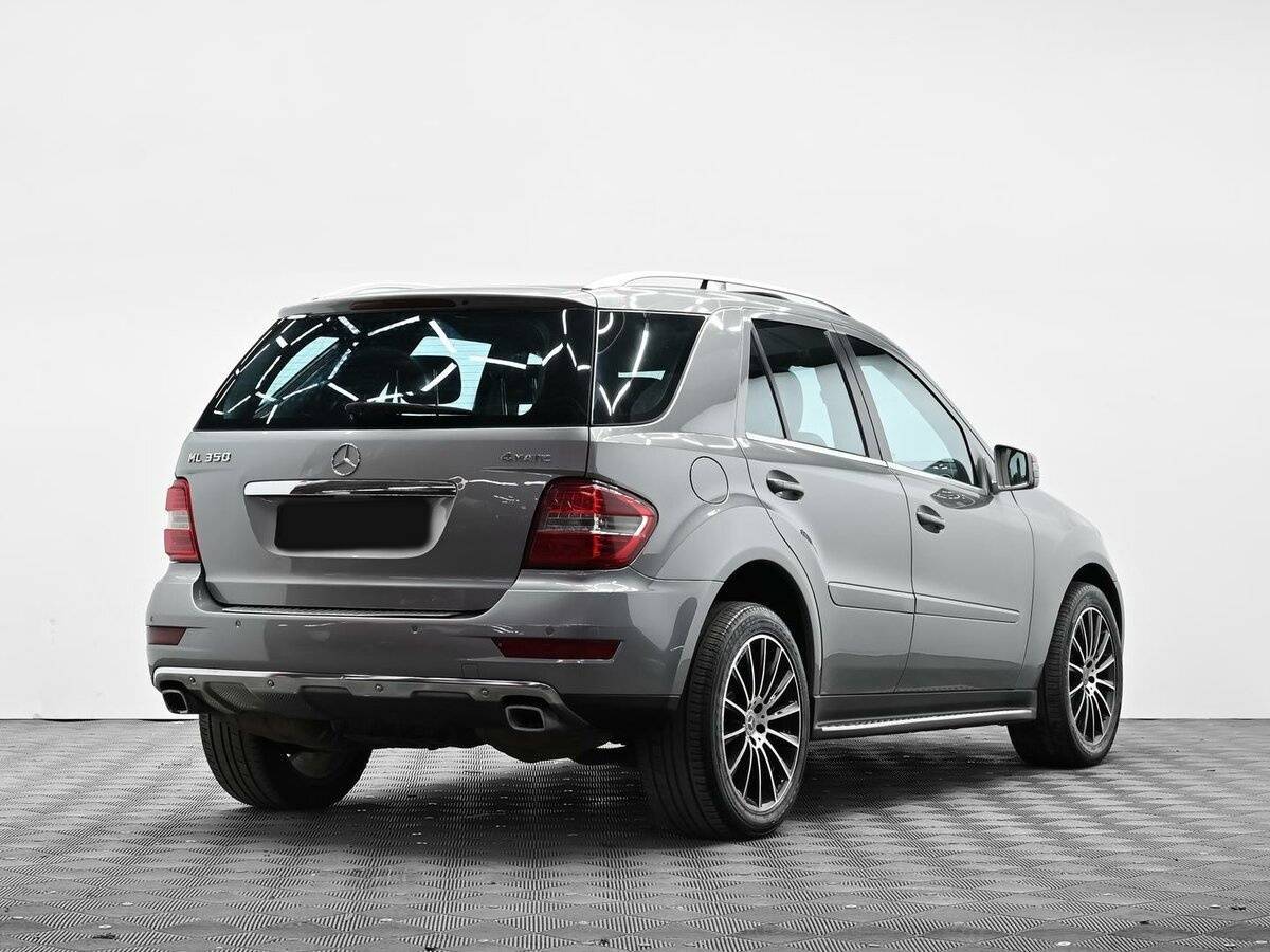 Mercedes-Benz M-Класс 2011 года с пробегом. Фото: #3