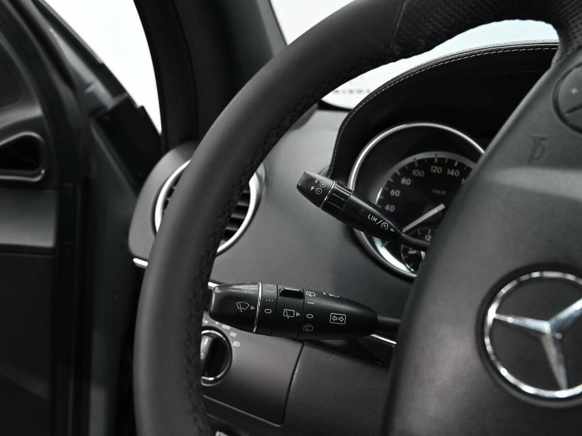 Mercedes-Benz M-Класс 2011 года с пробегом. Фото: #7