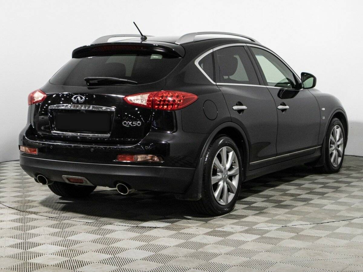 Infiniti QX50 2015 года с пробегом. Фото: #4
