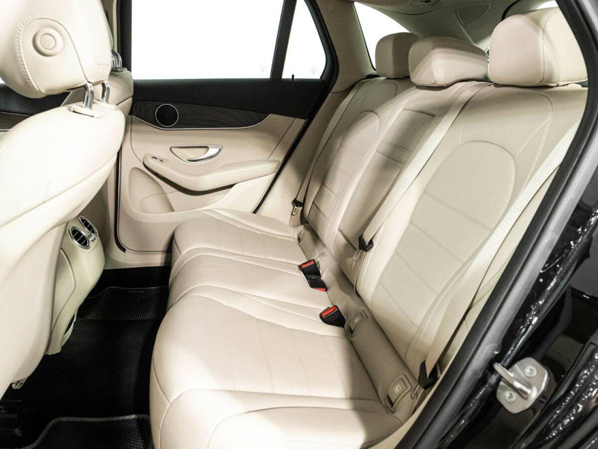 Mercedes-Benz GLC 2020 года с пробегом. Фото: #9