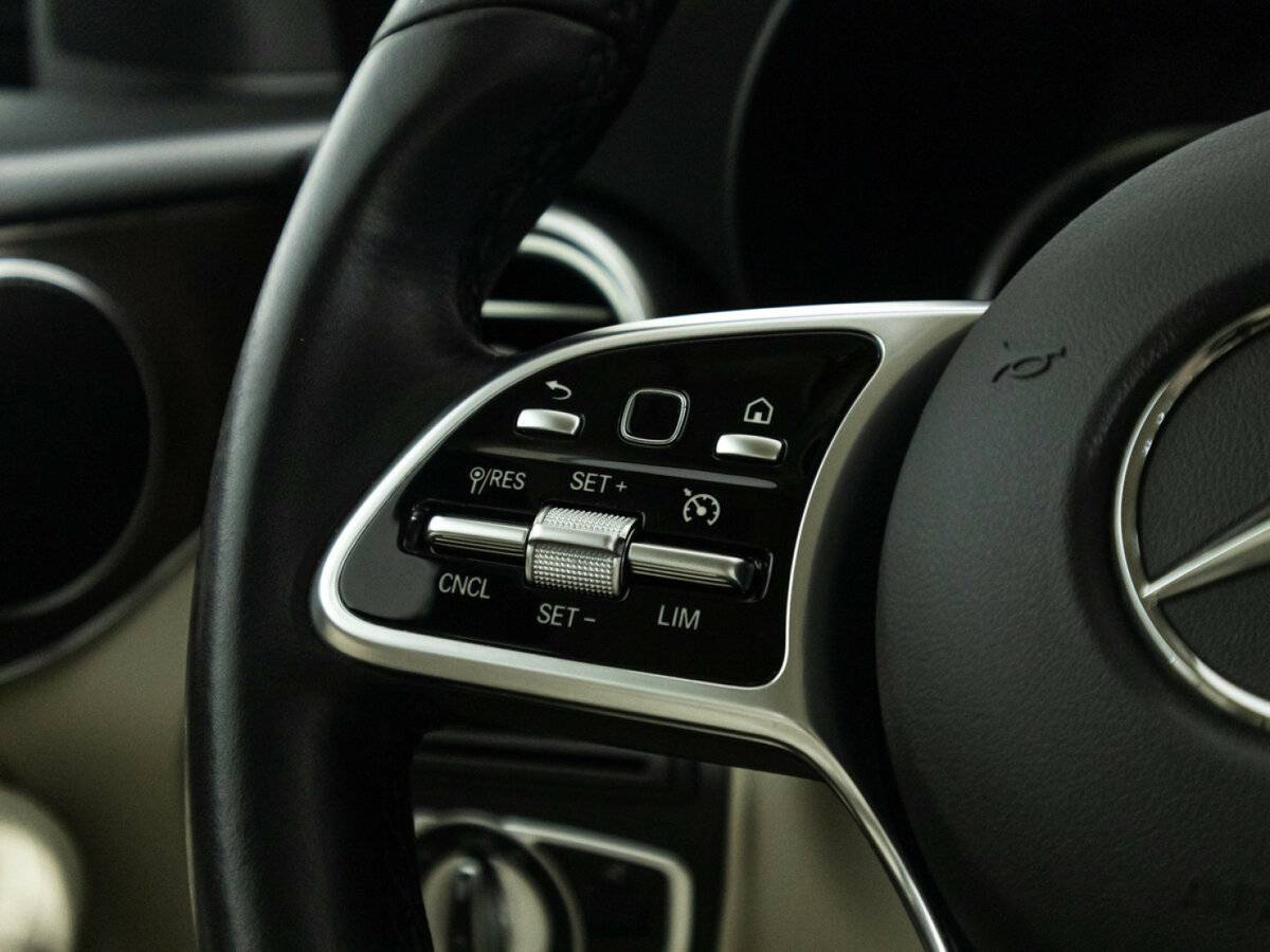 Mercedes-Benz GLC 2020 года с пробегом. Фото: #21