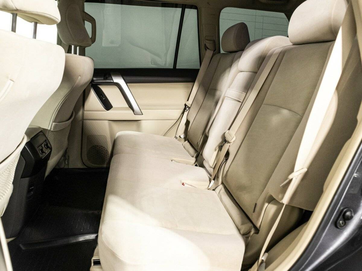 Toyota Land Cruiser Prado 2022 года с пробегом. Фото: #9