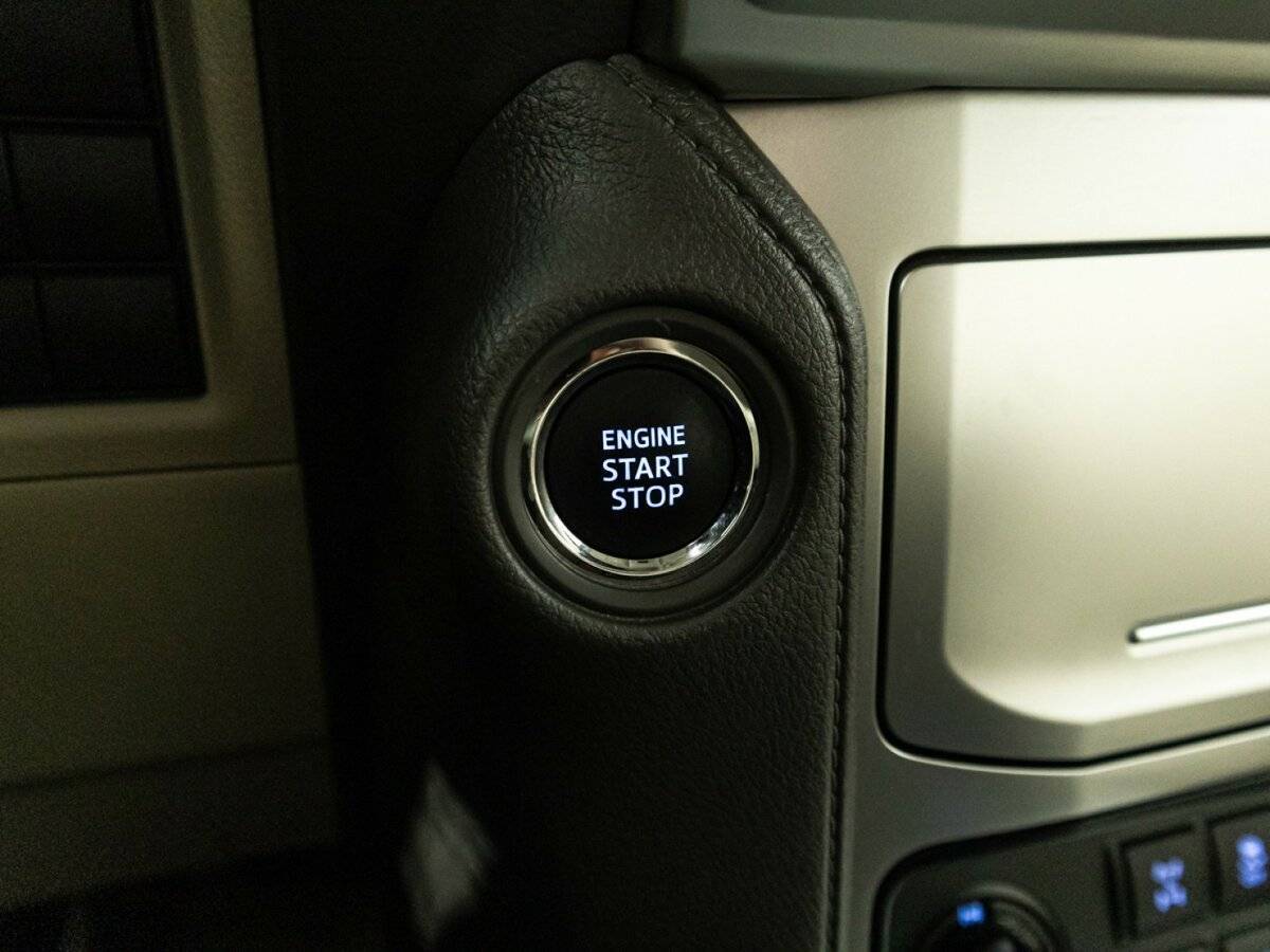 Toyota Land Cruiser Prado 2022 года с пробегом. Фото: #19