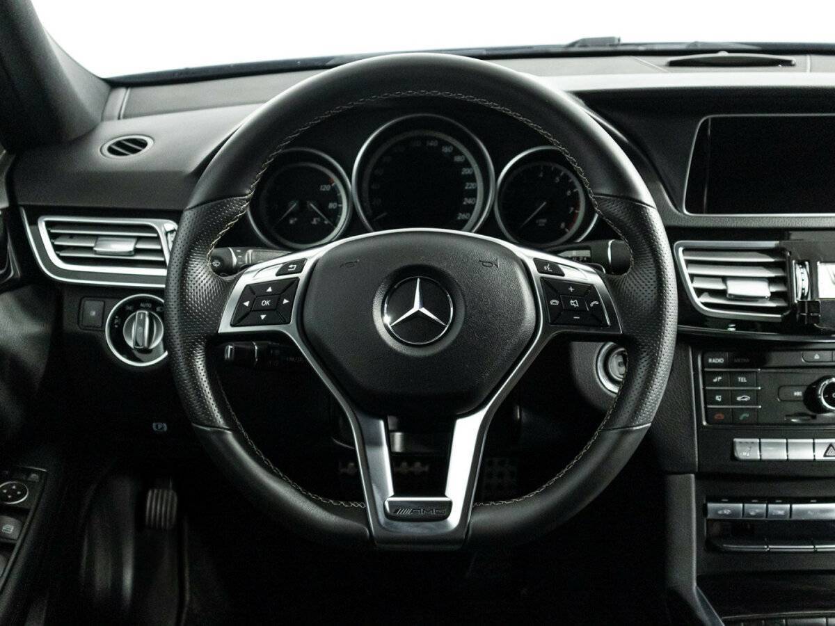 Mercedes-Benz E-Класс 2015 года с пробегом. Фото: #18