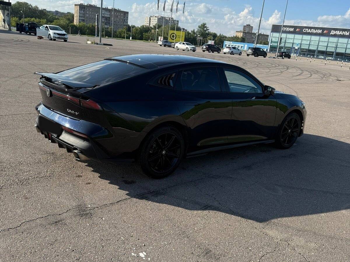 Changan UNI-V 2023 года с пробегом. Фото: #4