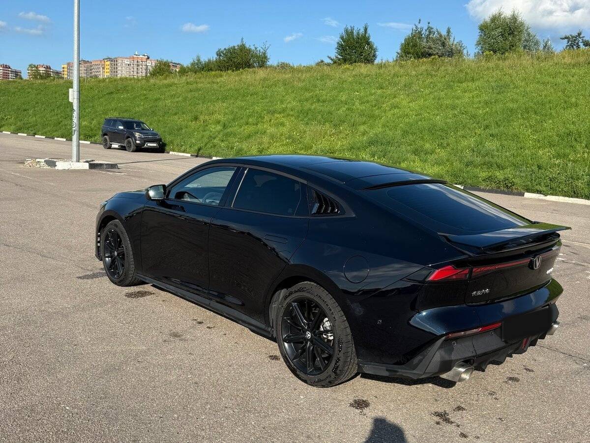 Changan UNI-V 2023 года с пробегом. Фото: #8