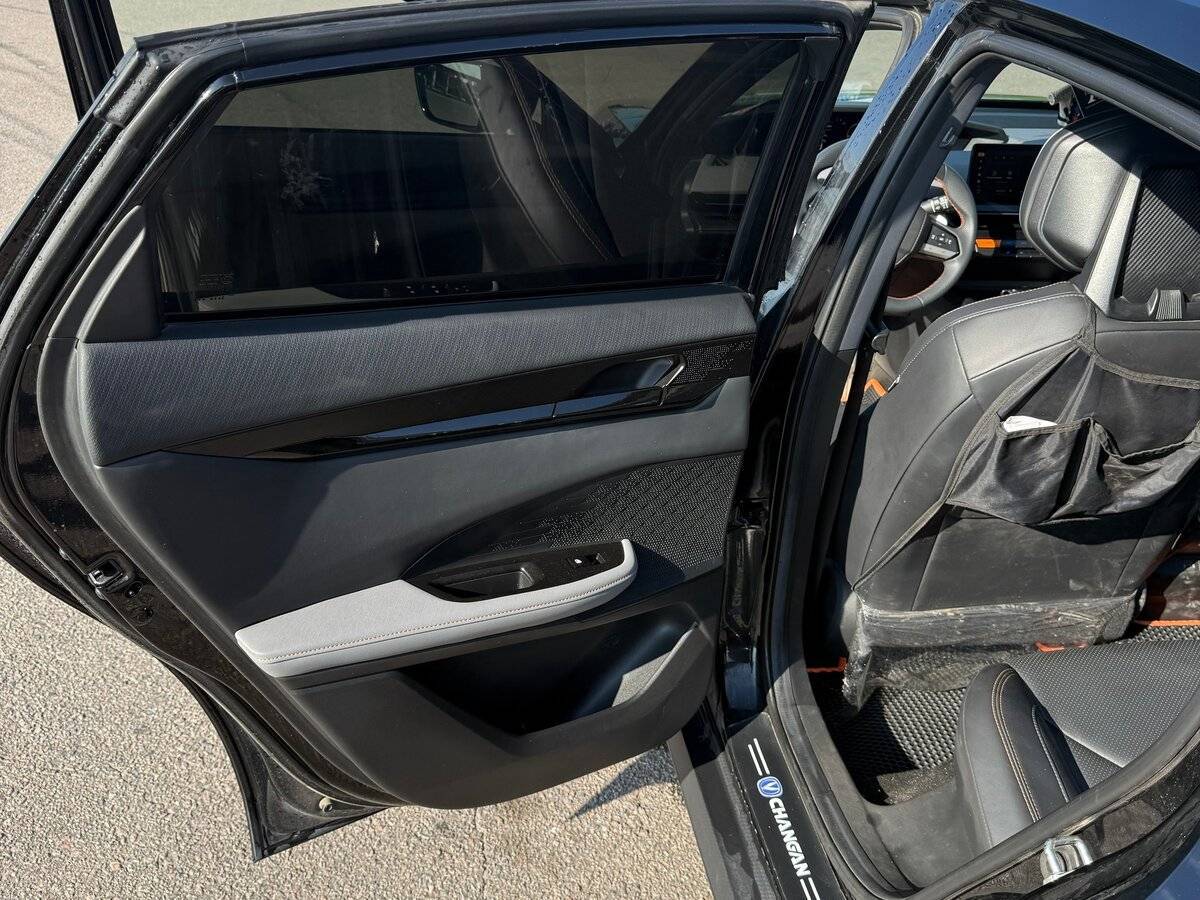 Changan UNI-V 2023 года с пробегом. Фото: #11