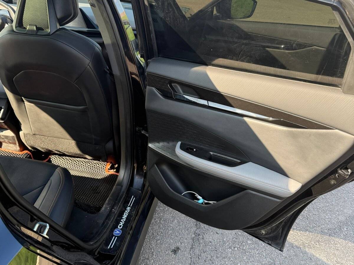 Changan UNI-V 2023 года с пробегом. Фото: #14