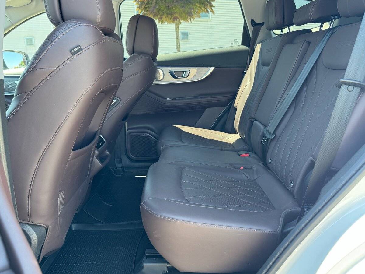 Chery Tiggo 8 Pro Max 2023 года с пробегом. Фото: #27