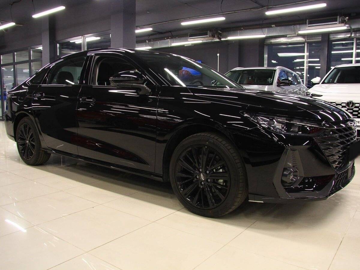 Chery Arrizo 8 2024 года с пробегом. Фото: #1