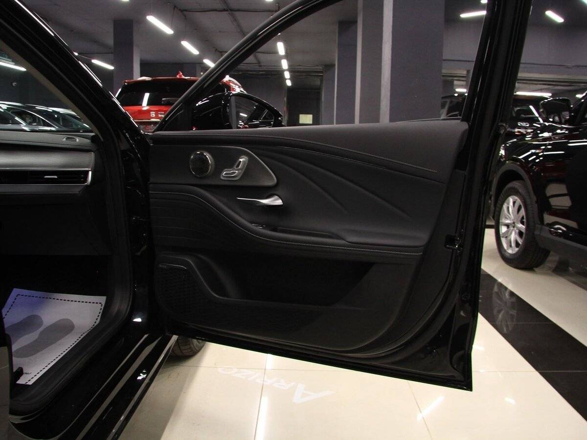 Chery Arrizo 8 2024 года с пробегом. Фото: #11