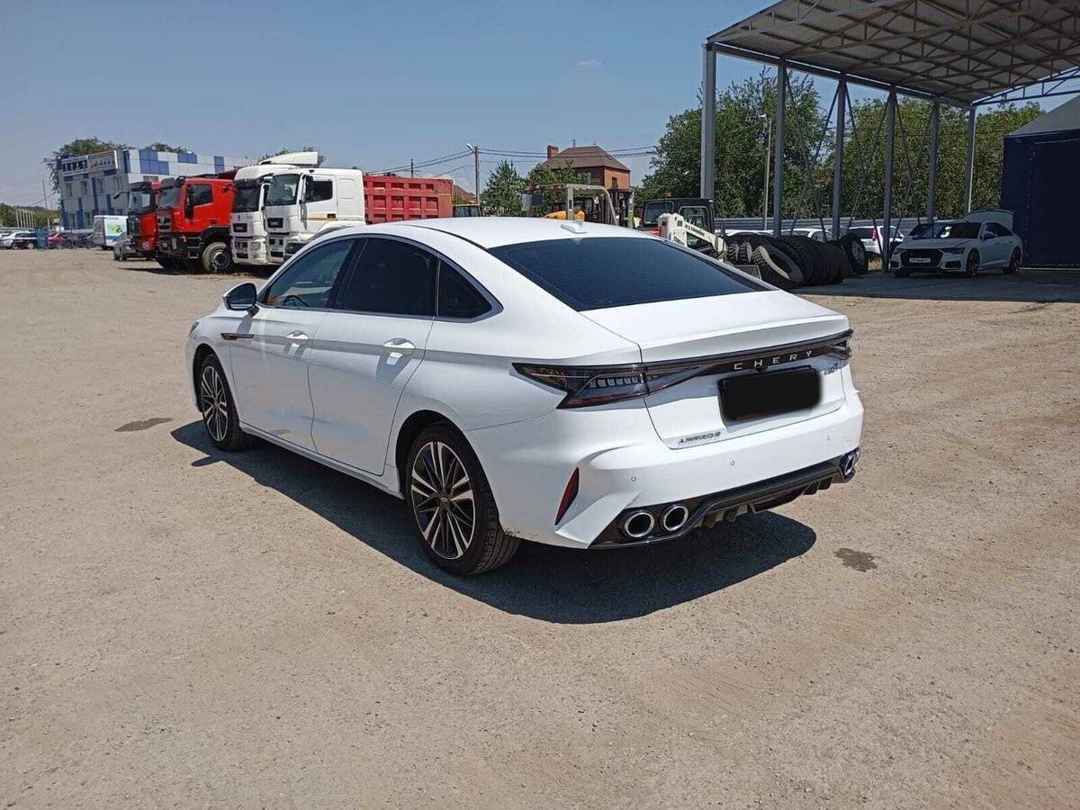 Chery Arrizo 8 2024 года с пробегом. Фото: #3