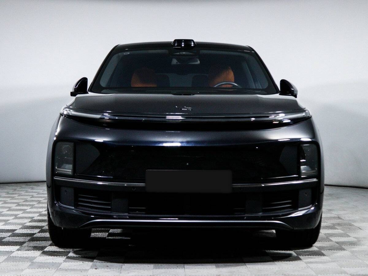 LiXiang L9 2023 года с пробегом. Фото: #1