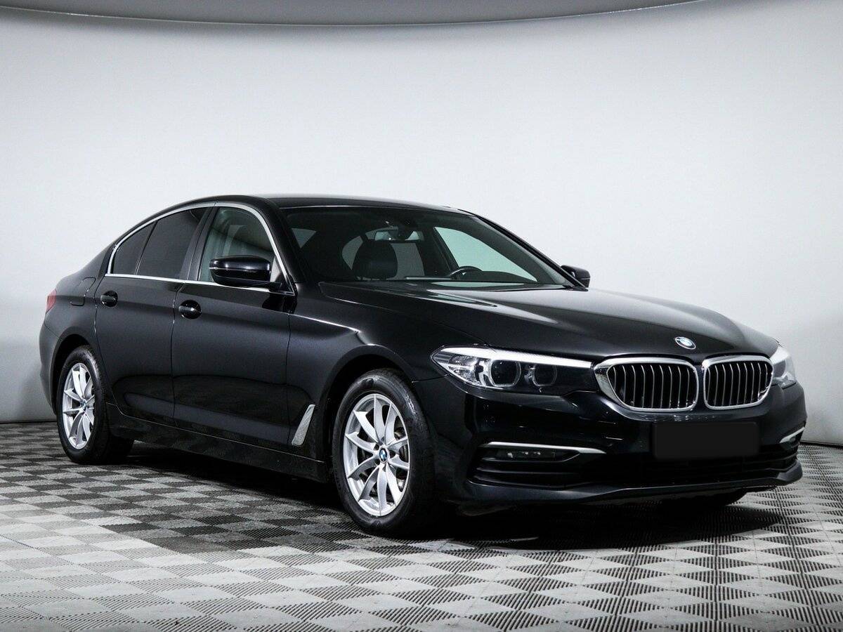 BMW 5 серии 2018 года с пробегом. Фото: #2