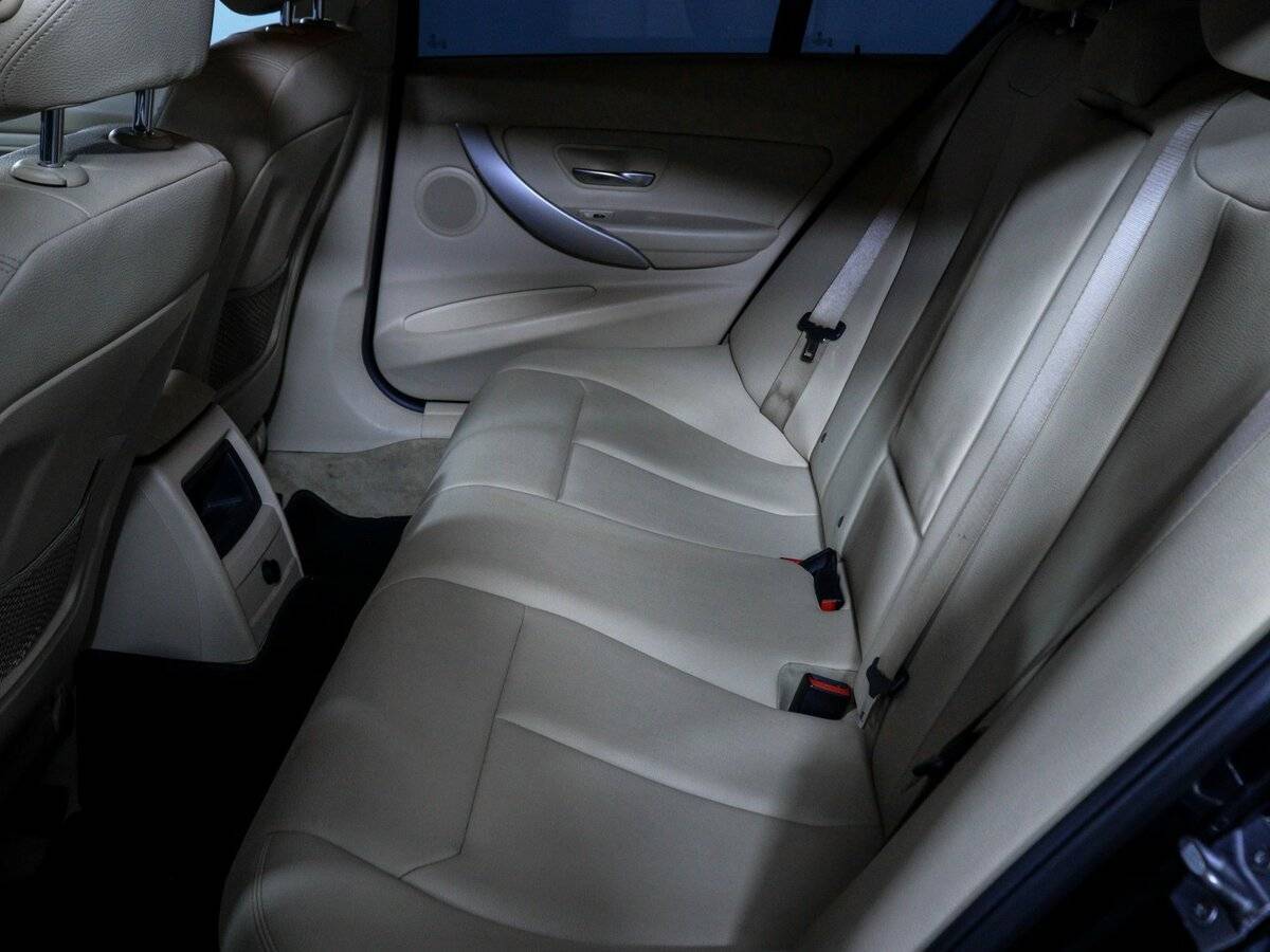 BMW 3 серии 2013 года с пробегом. Фото: #7