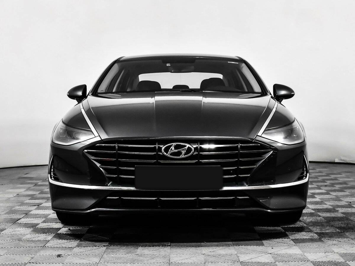 Hyundai Sonata 2019 года с пробегом. Фото: #1