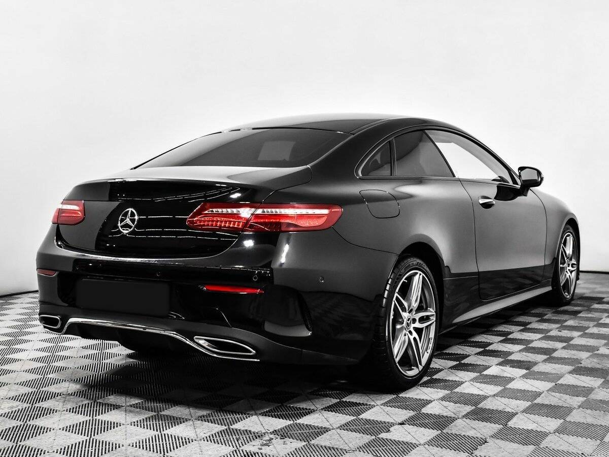Mercedes-Benz E-Класс 2019 года с пробегом. Фото: #4