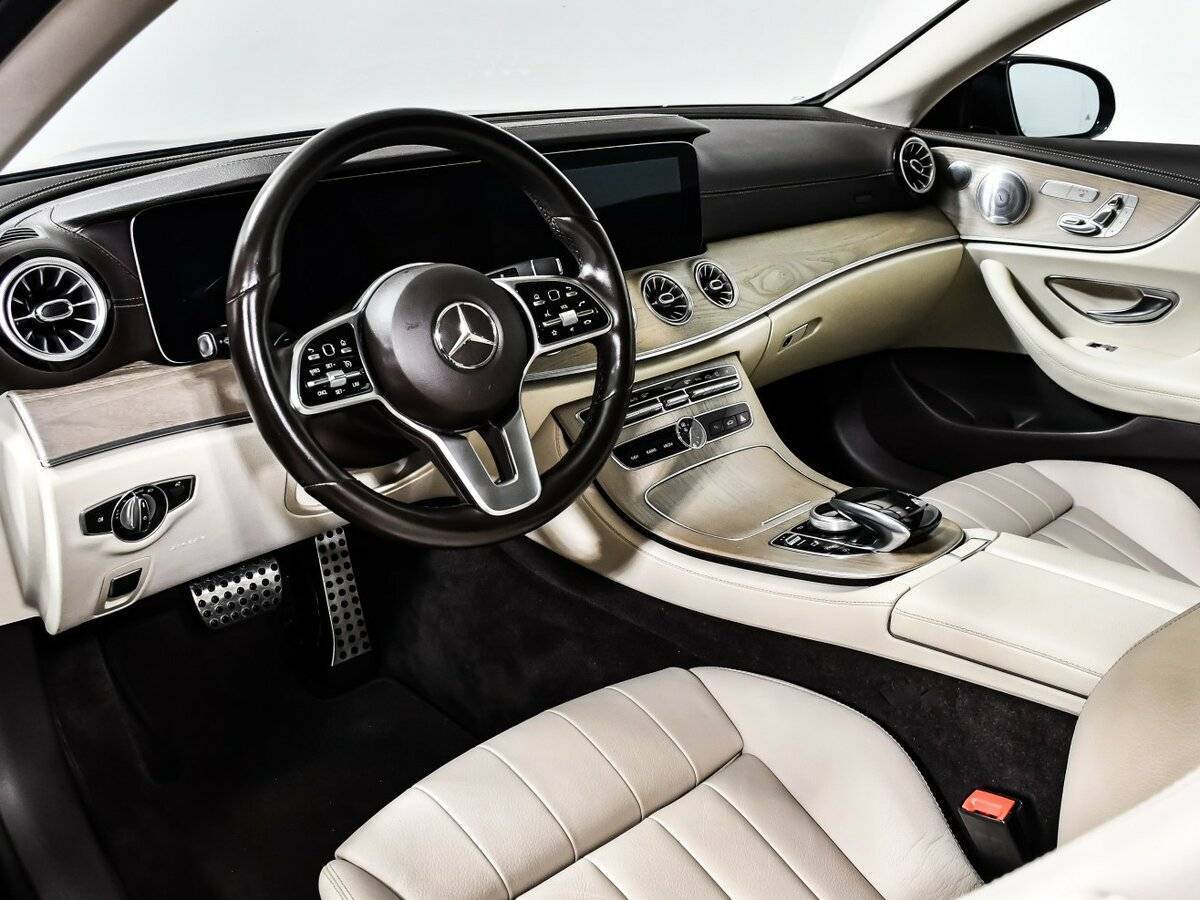 Mercedes-Benz E-Класс 2019 года с пробегом. Фото: #12