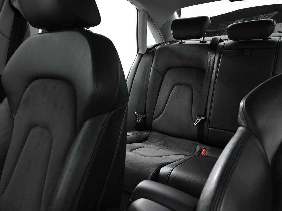 Audi A4 2010 года с пробегом. Фото: #12