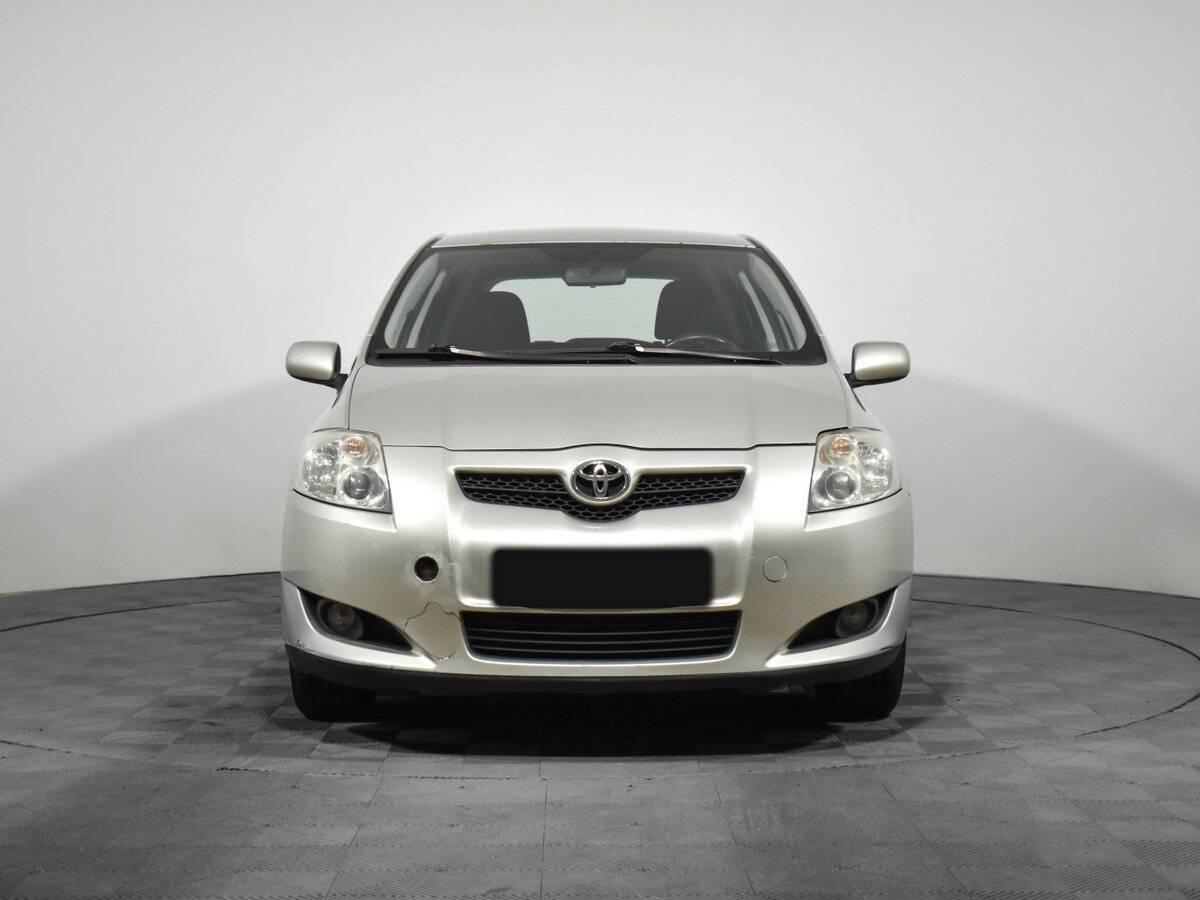 Toyota Auris 2008 года с пробегом. Фото: #1