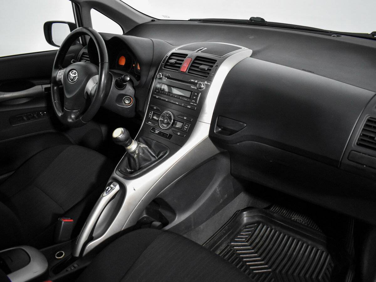 Toyota Auris 2008 года с пробегом. Фото: #10