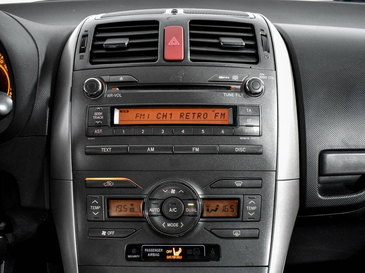 Toyota Auris 2008 года с пробегом. Фото: #13