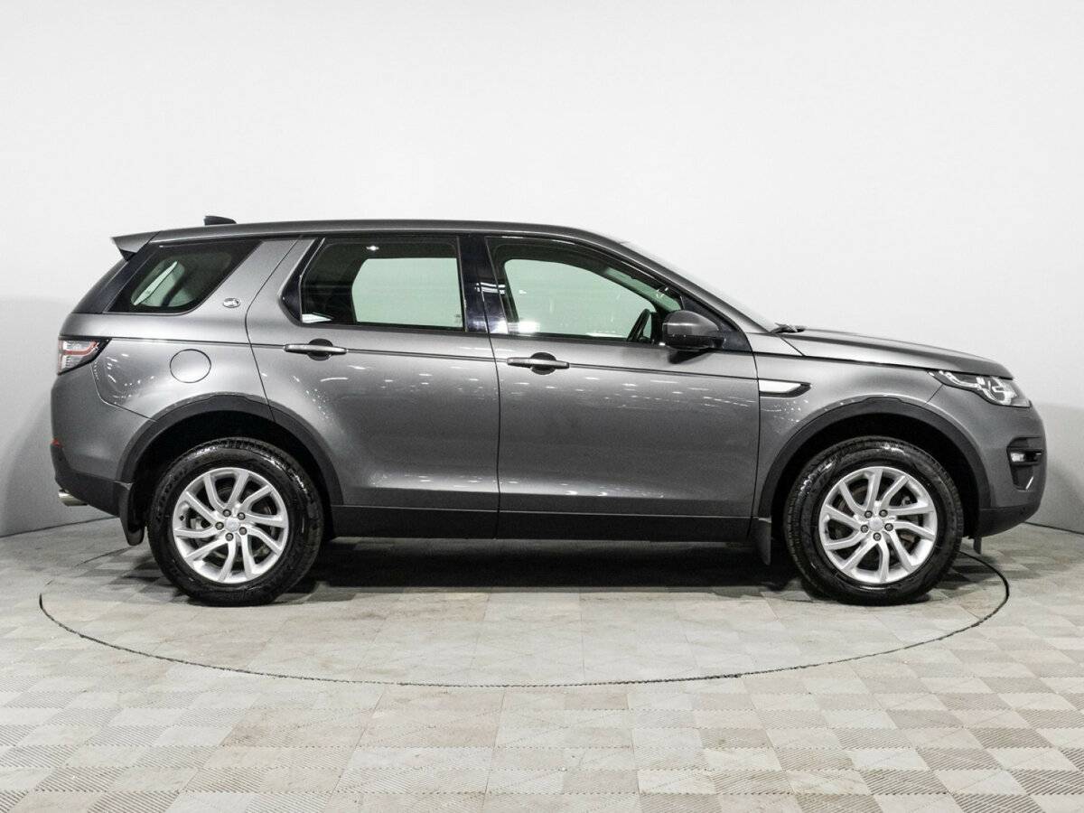 Land Rover Discovery Sport 2018 года с пробегом. Фото: #3