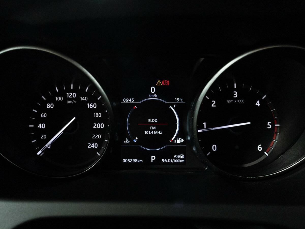 Land Rover Discovery Sport 2018 года с пробегом. Фото: #11