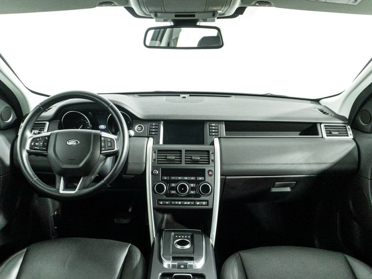 Land Rover Discovery Sport 2018 года с пробегом. Фото: #12