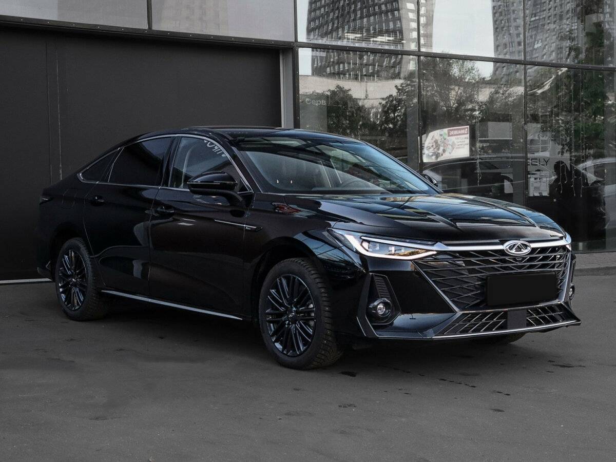 Chery Arrizo 8 2024 года с пробегом. Фото: #2