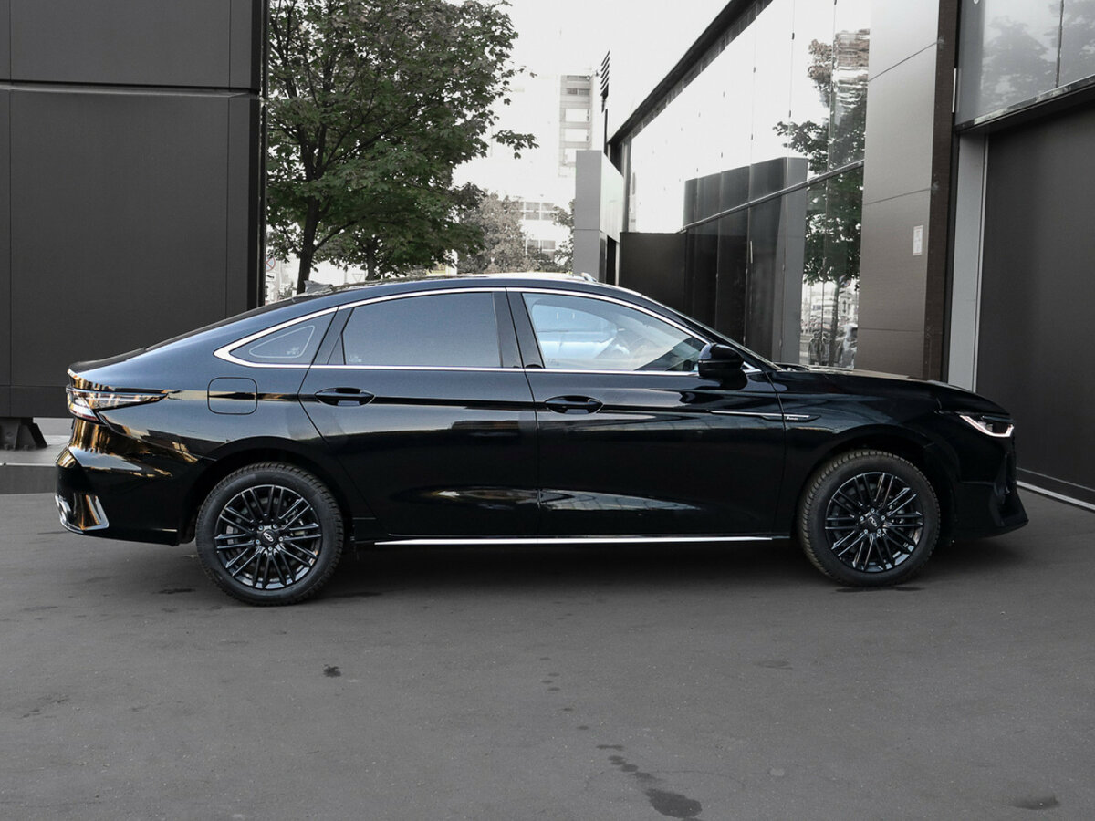 Chery Arrizo 8 2024 года с пробегом. Фото: #3