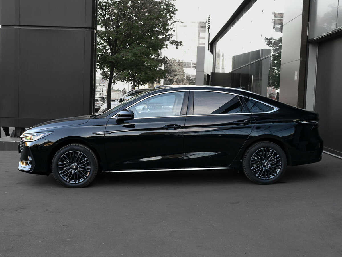 Chery Arrizo 8 2024 года с пробегом. Фото: #7