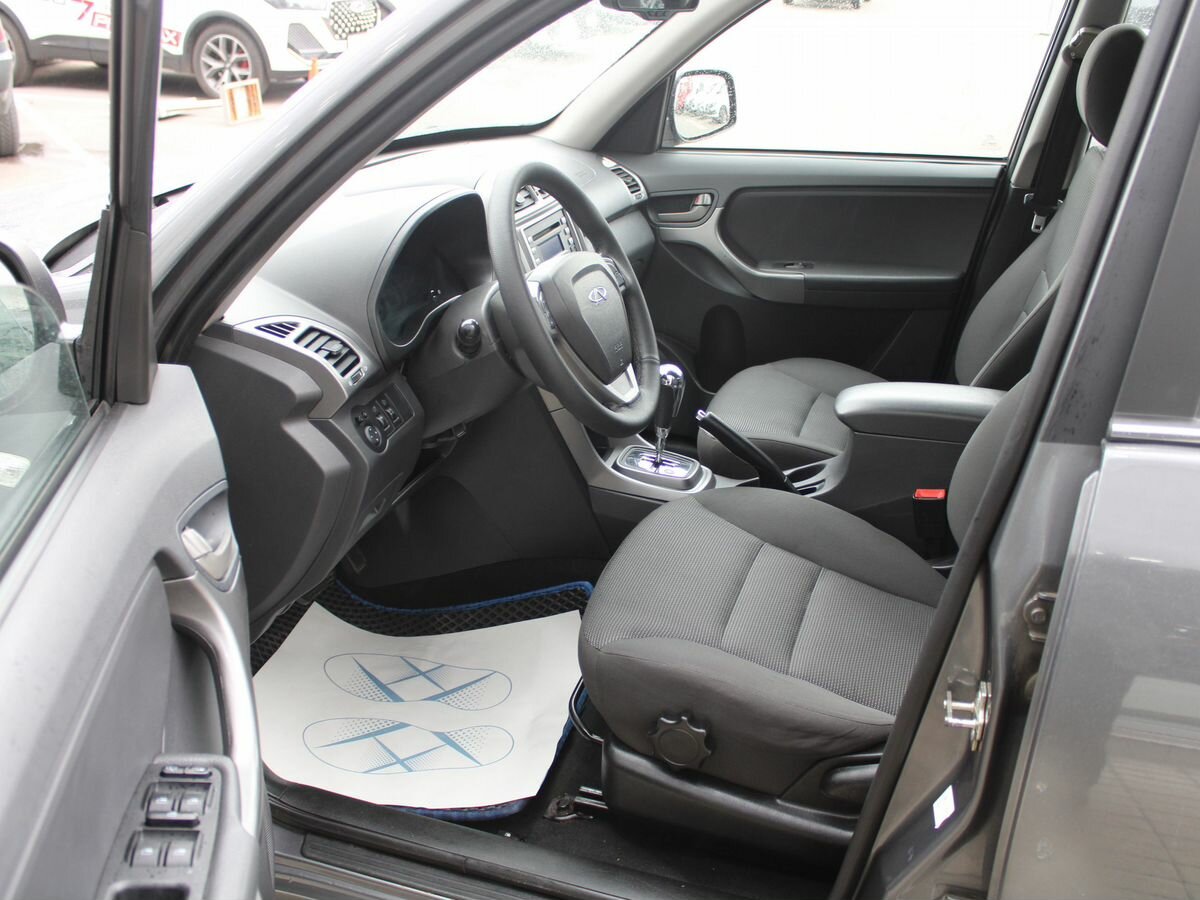 Chery Tiggo (T11) 2015 года с пробегом. Фото: #7