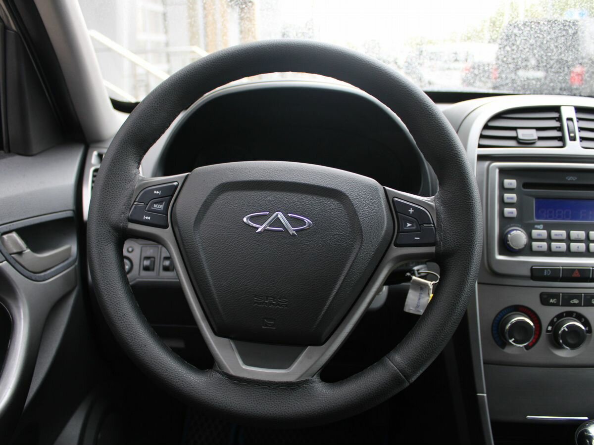 Chery Tiggo (T11) 2015 года с пробегом. Фото: #9