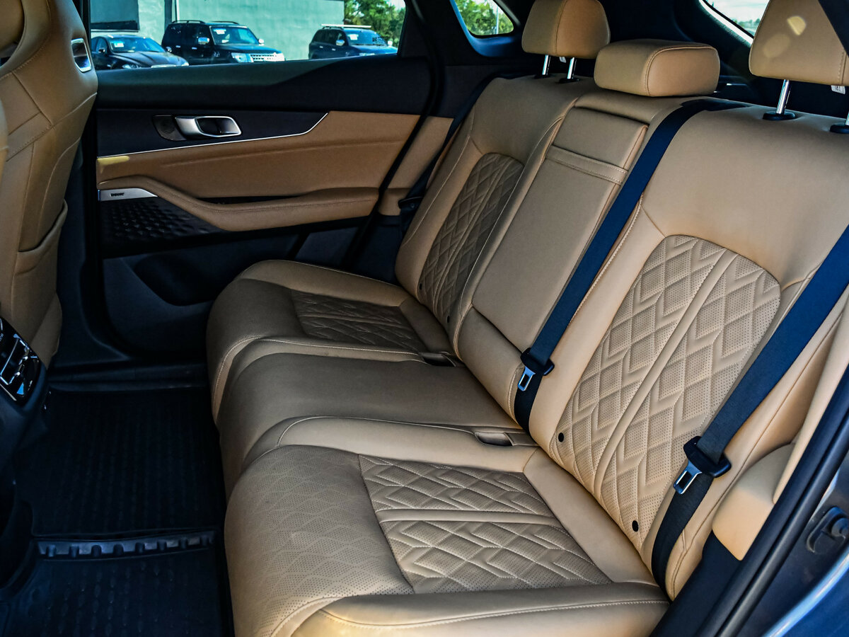 Changan UNI-K 2024 года с пробегом. Фото: #11