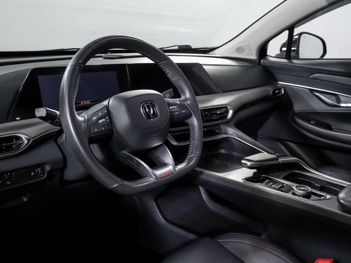 Changan UNI-T 2023 года с пробегом. Фото: #10