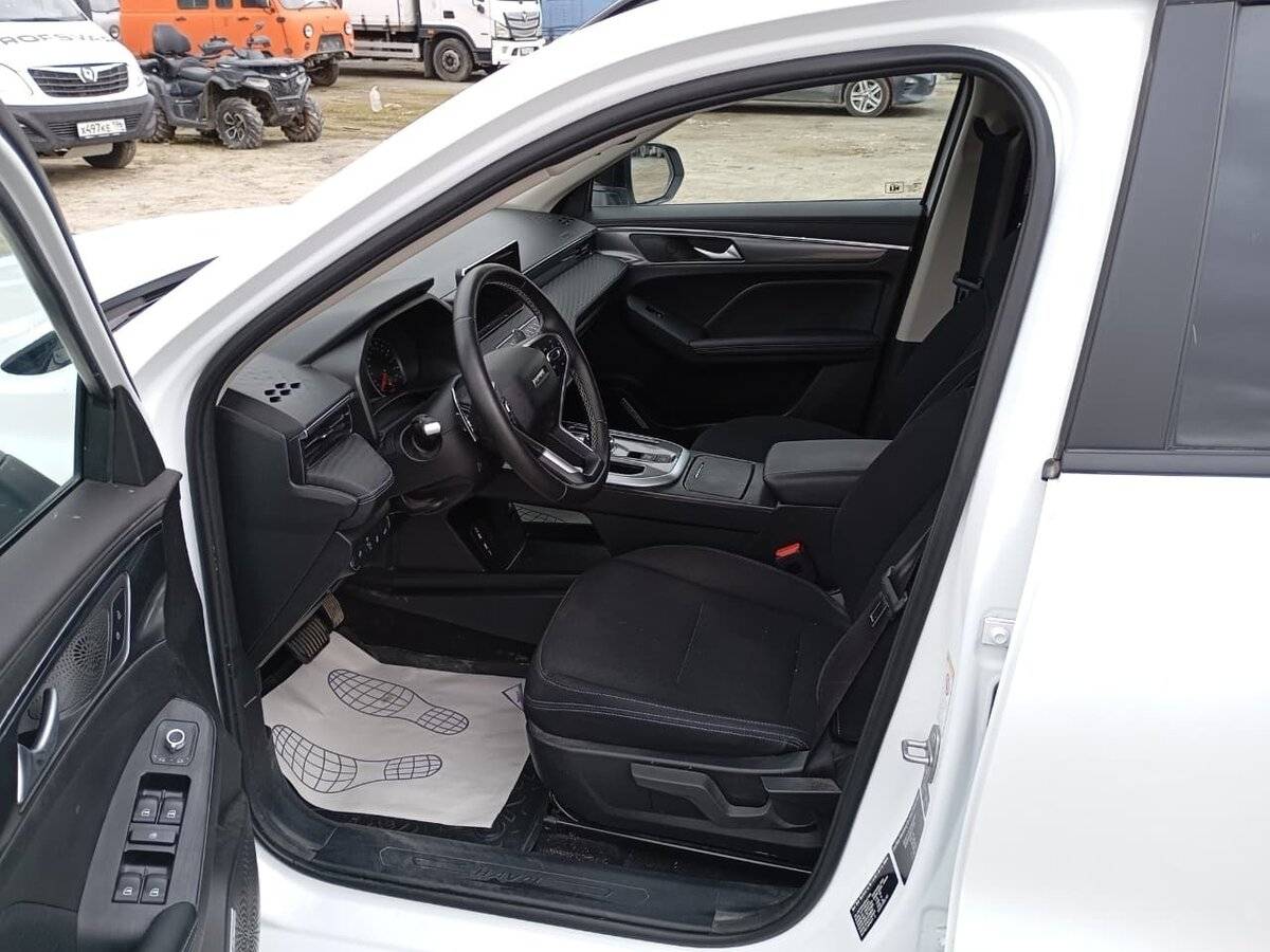 Haval Jolion 2024 года с пробегом. Фото: #4