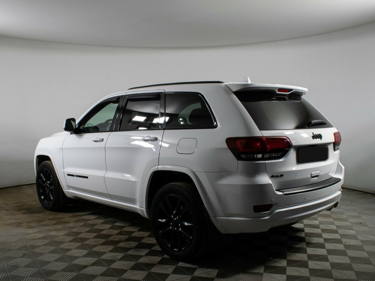 Jeep Grand Cherokee 2019 года с пробегом. Фото: #6