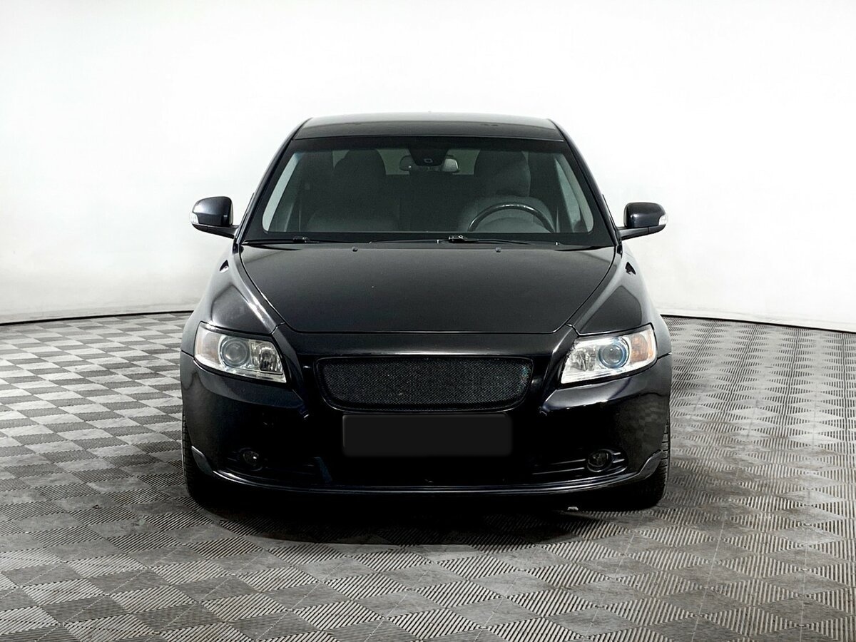 Volvo S40 2010 года с пробегом. Фото: #1