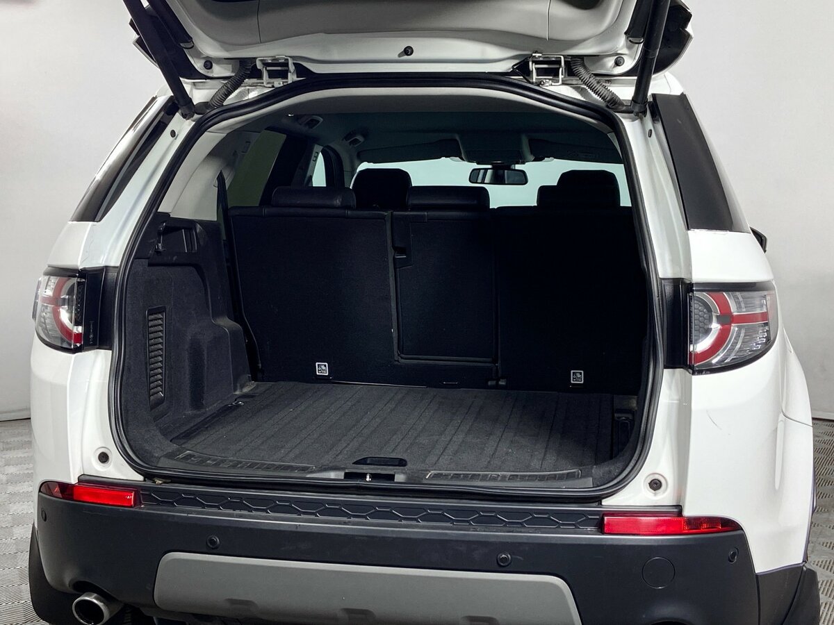 Land Rover Discovery Sport 2018 года с пробегом. Фото: #5