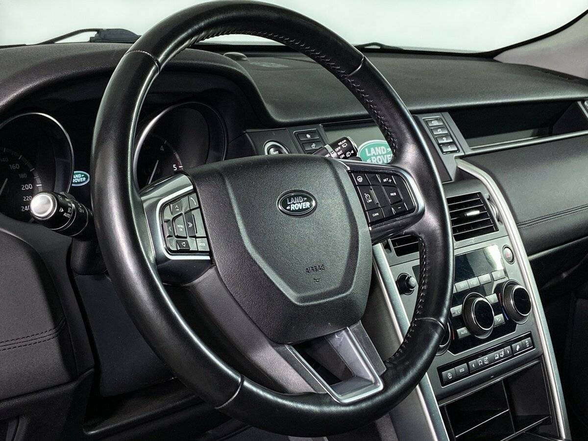 Land Rover Discovery Sport 2018 года с пробегом. Фото: #11