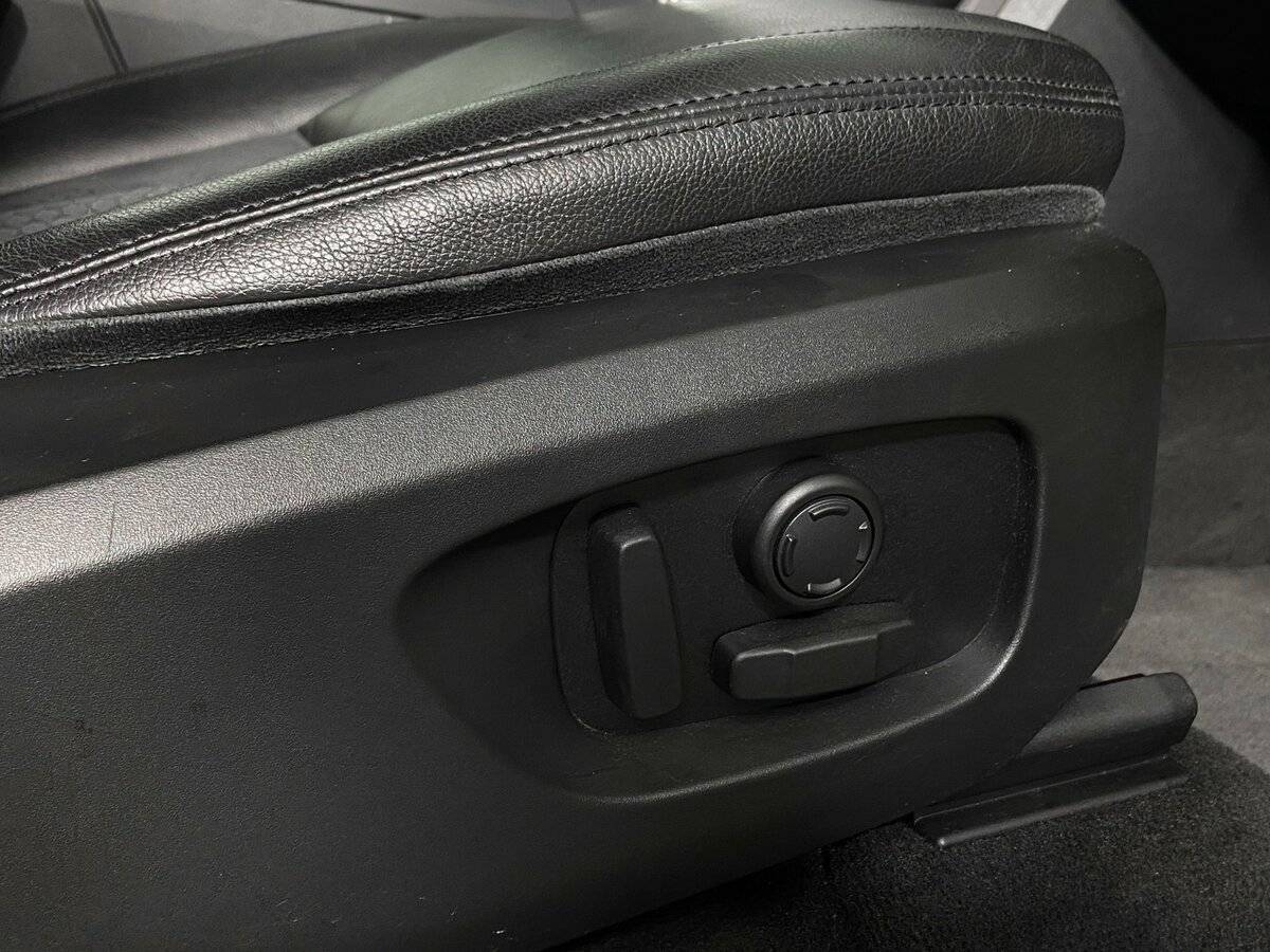 Land Rover Discovery Sport 2018 года с пробегом. Фото: #14