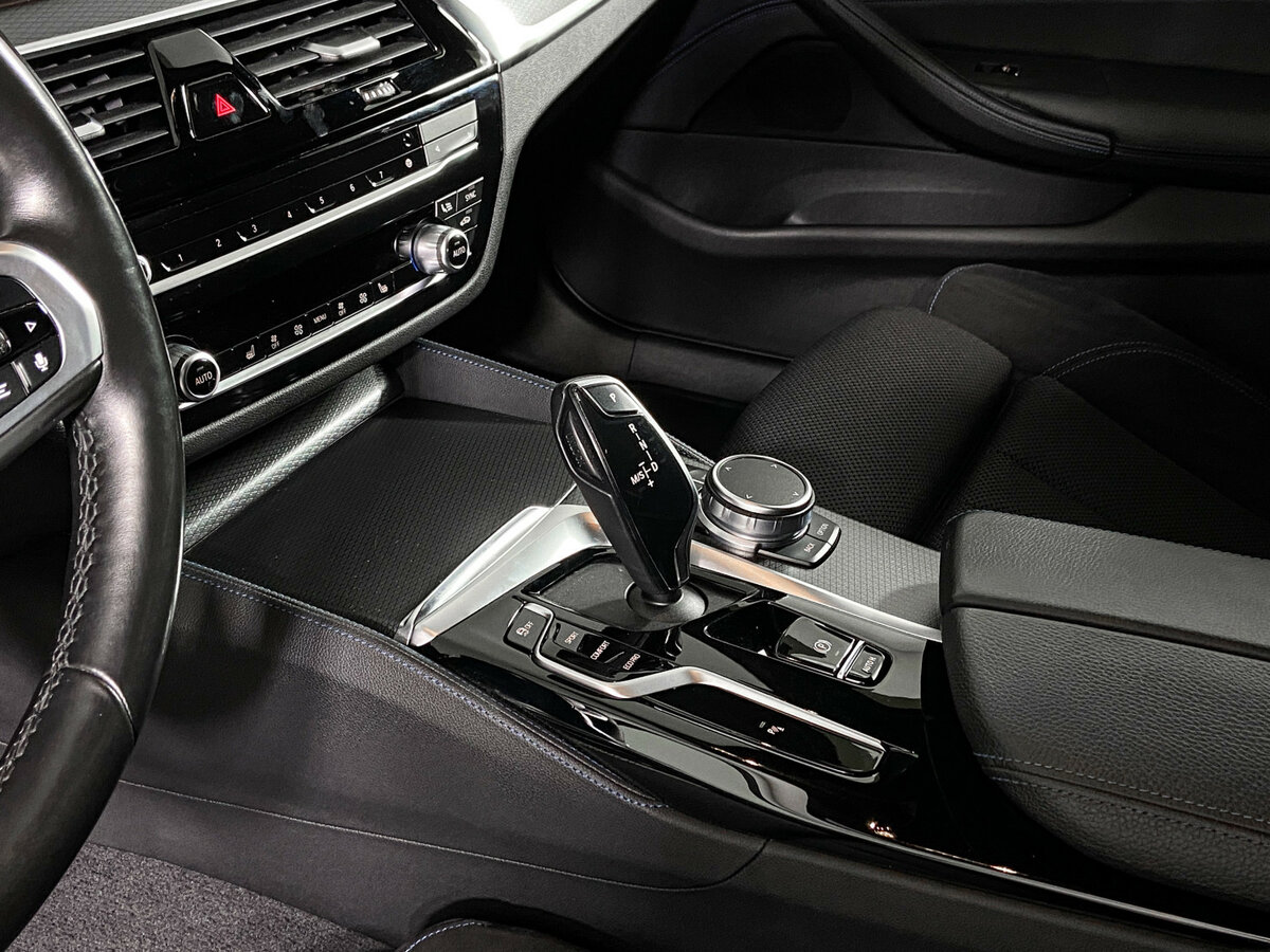 BMW 5 серии 2021 года с пробегом. Фото: #10