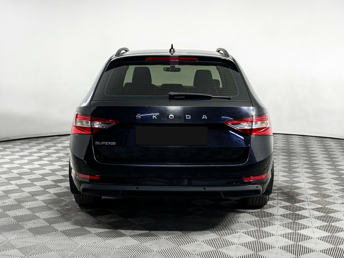 Б/У Шкода Суперб 2020 года. Фото: #4